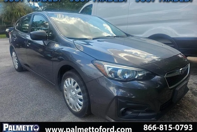 2019 Subaru Impreza 2.0i photo 1