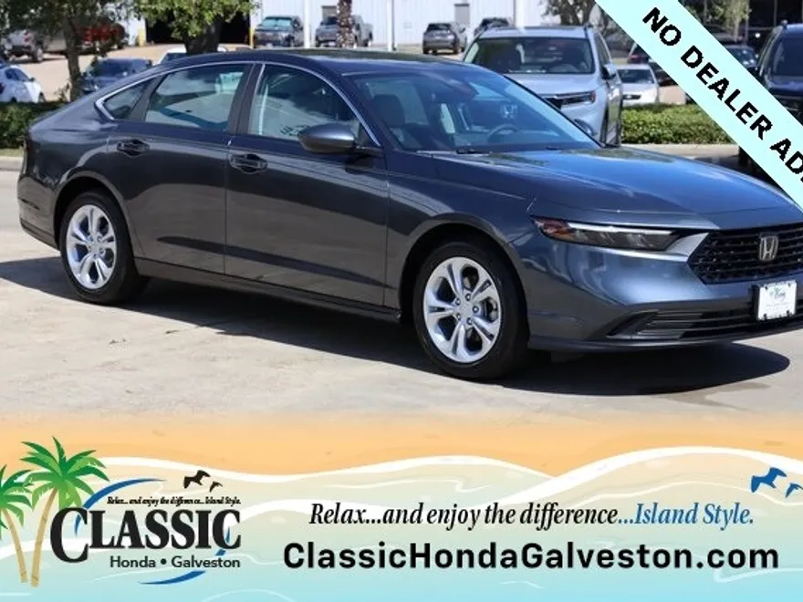 2025 Honda Accord LX photo 1