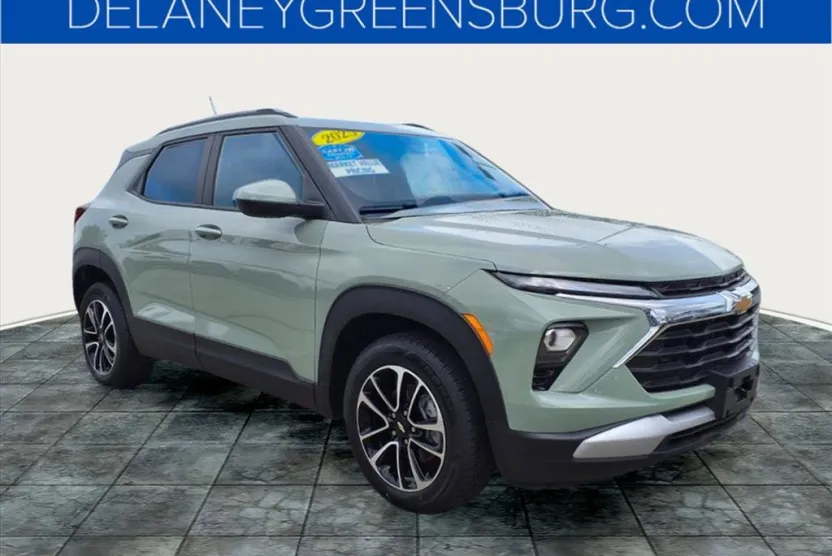 2025 Chevrolet Trailblazer LT photo 1