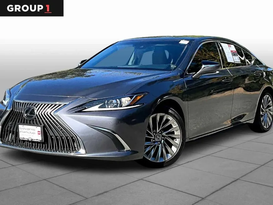 2019 Lexus ES Luxury photo 1