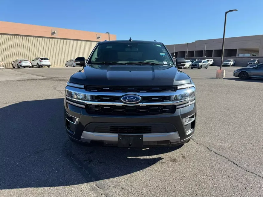 2024 Ford Expedition Limited photo 1