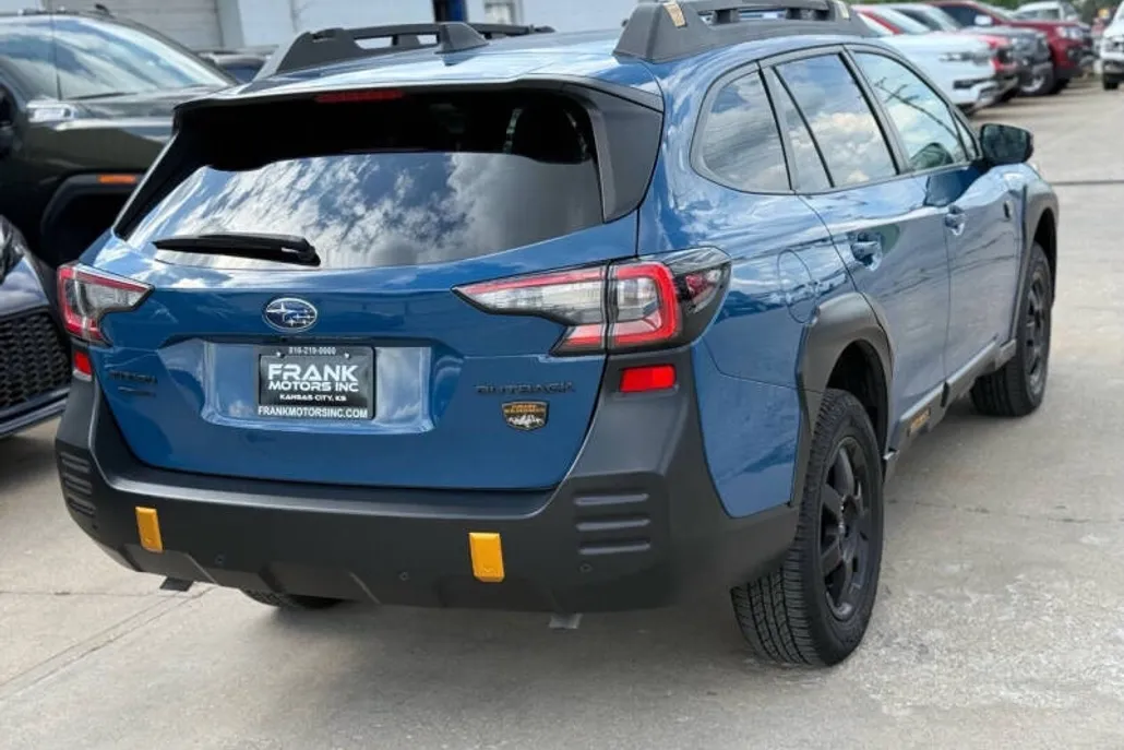 2023 Subaru Outback Wilderness photo 1