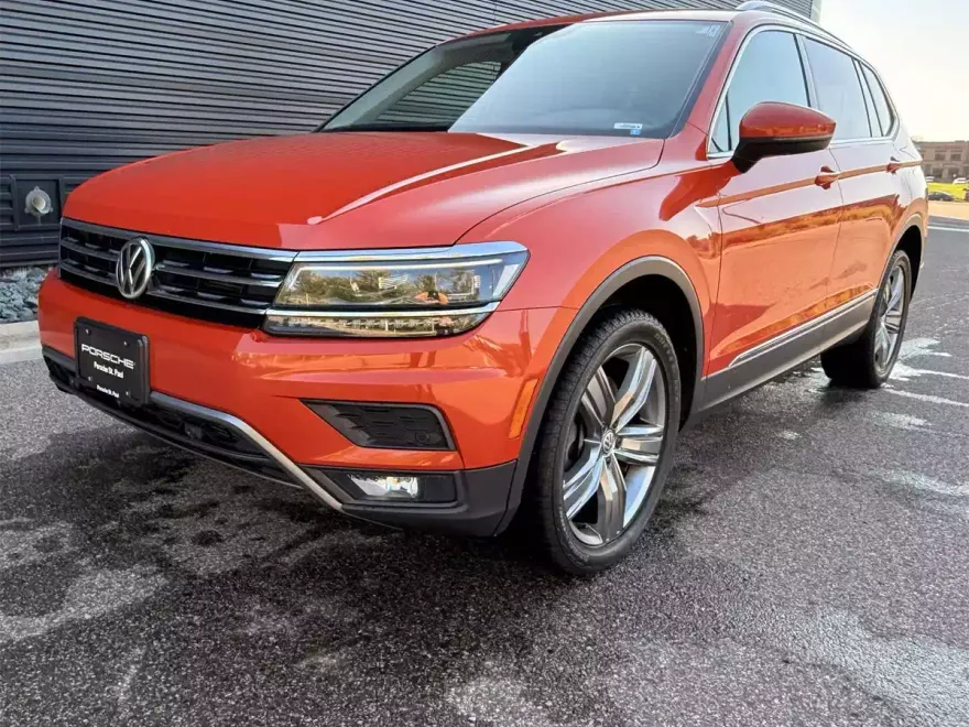 2018 Volkswagen Tiguan SEL Premium photo 1