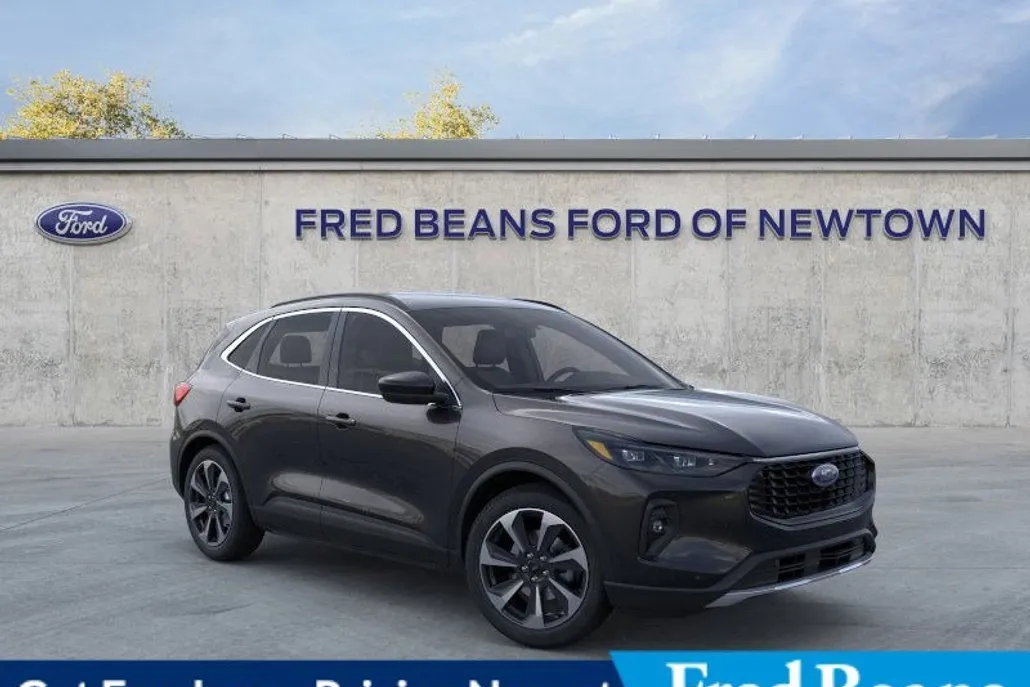 2025 Ford Escape Platinum photo 1