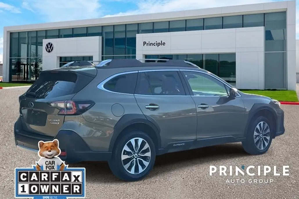2024 Subaru Outback Touring photo 1