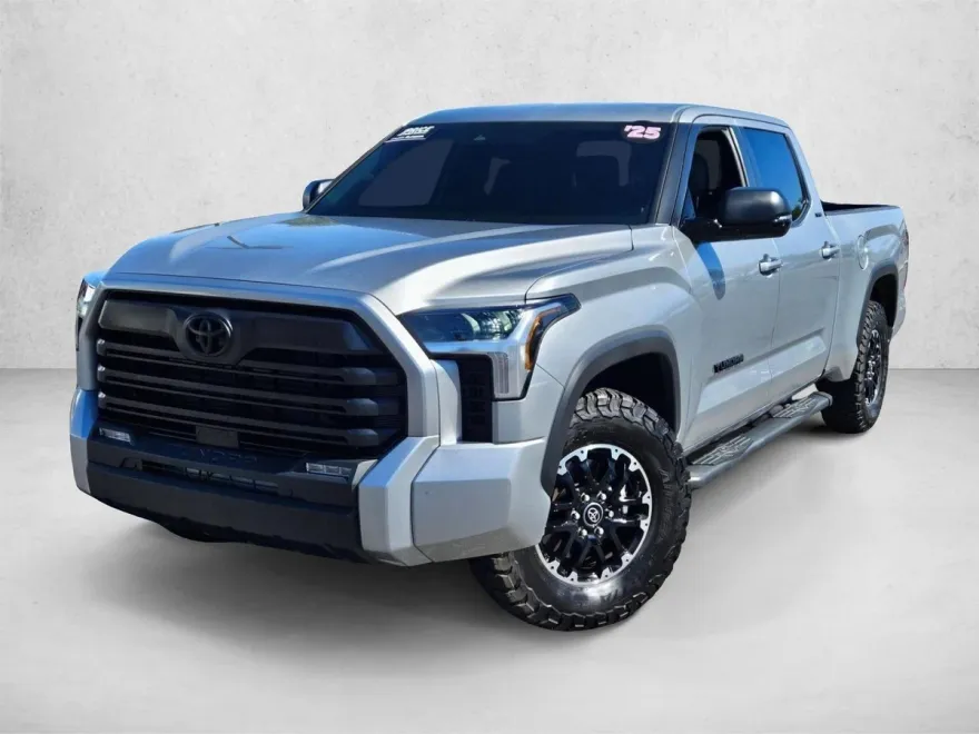 2025 Toyota Tundra SR5 photo 1