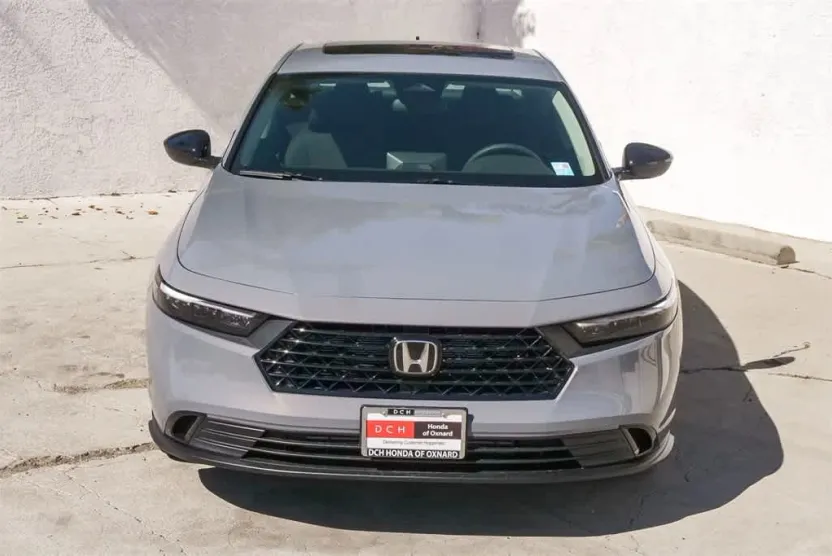 2025 Honda Accord SE photo 1