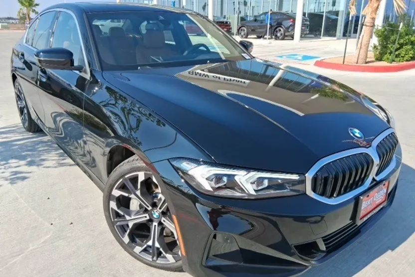 2025 Bmw 330i photo 1