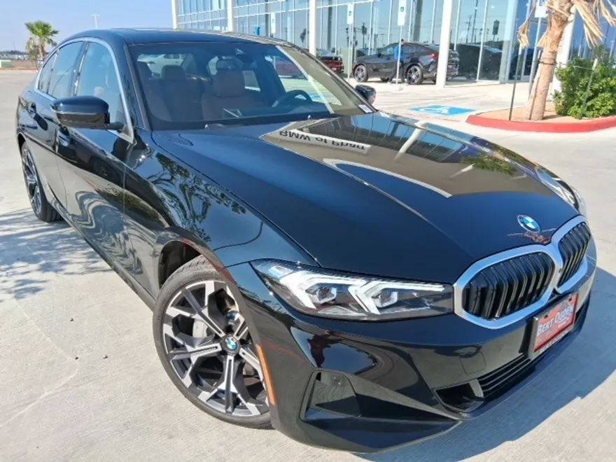 2025 Bmw 330i photo 1
