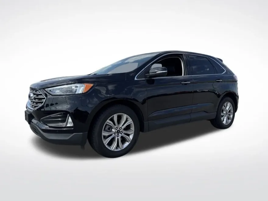 2024 Ford Edge Titanium photo 1