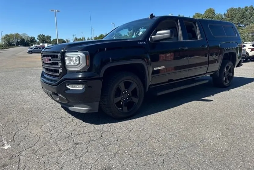 2017 Gmc Sierra 1500 Base photo 1