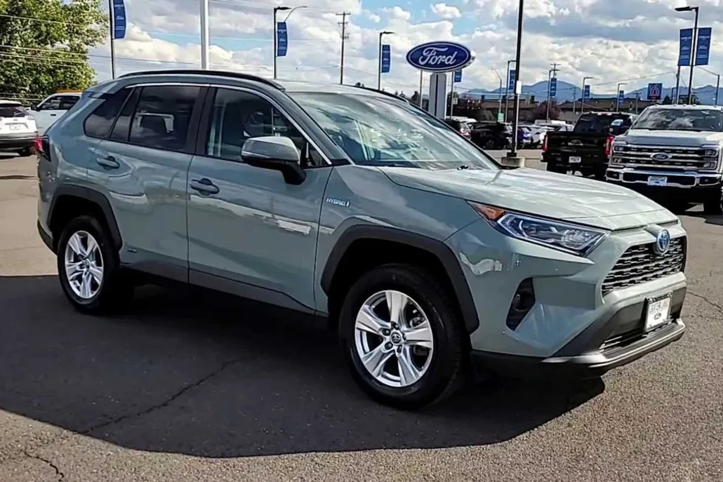 2021 Toyota RAV4 Hybrid XLE photo 1