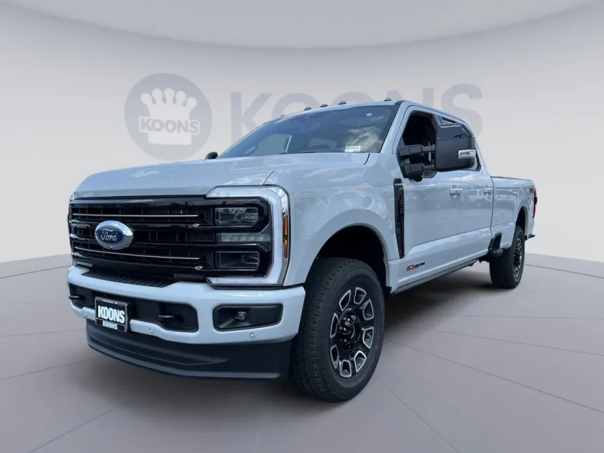 2025 Ford F-350 photo 1