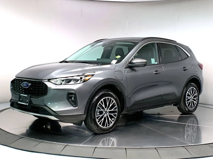 2024 Ford Escape photo 1