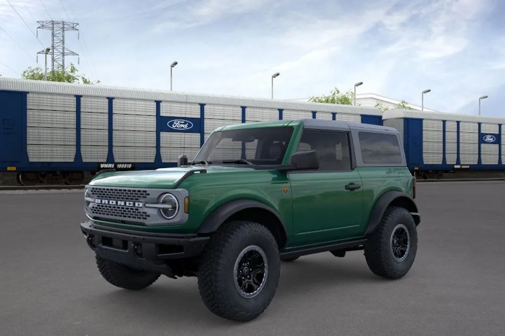 2025 Ford Bronco Badlands photo 1