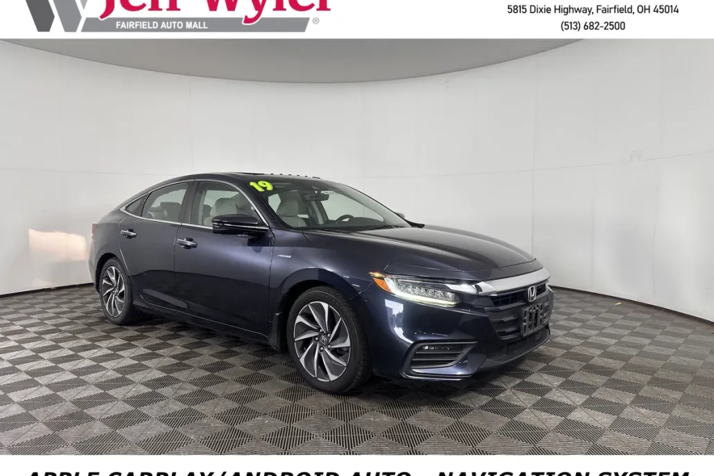 2019 Honda Insight Touring photo 1