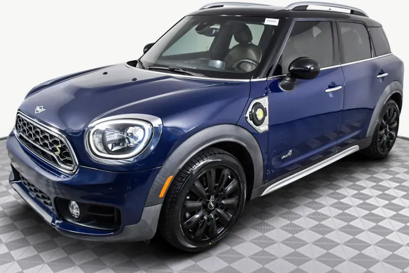 2019 Mini Countryman S E photo 1