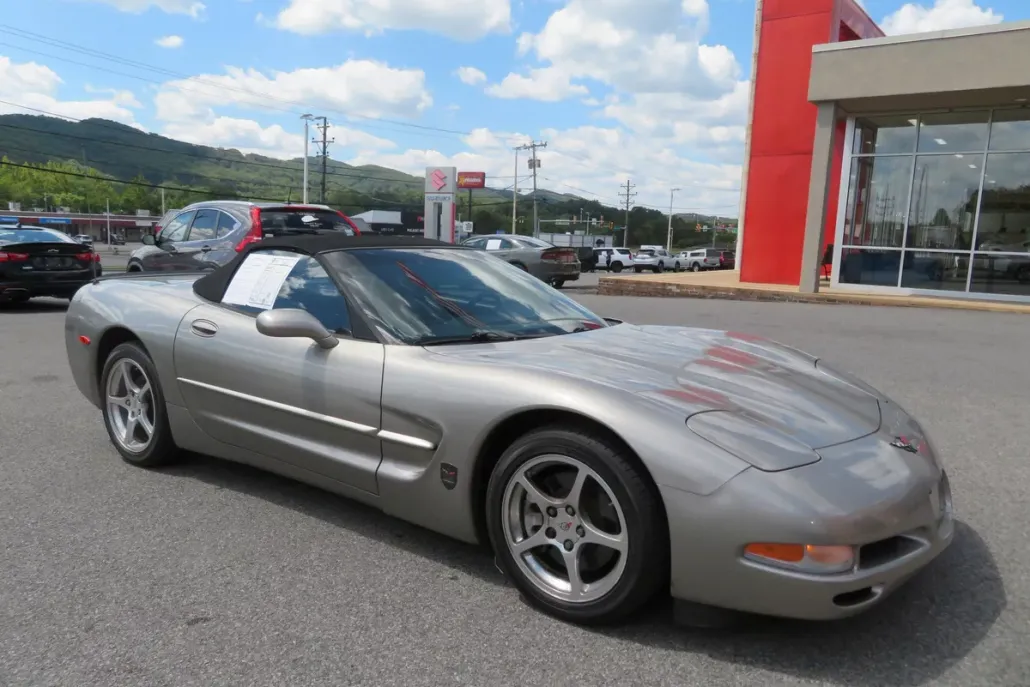 2001 Chevrolet Corvette Base photo 1