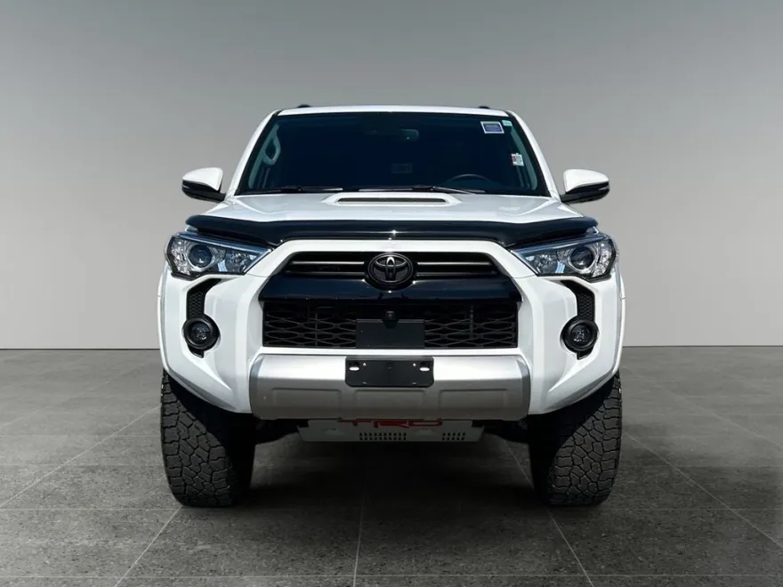 2024 Toyota 4Runner TRD Off-Road Premium photo 1