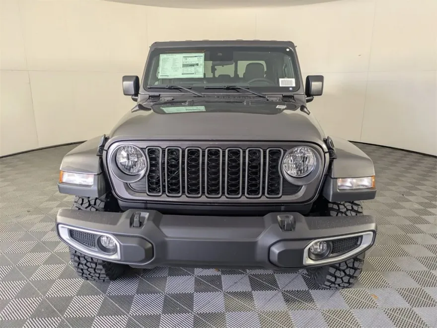 2025 Jeep Gladiator Sport photo 1