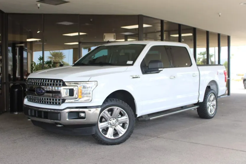 2020 Ford F-150 XLT photo 1