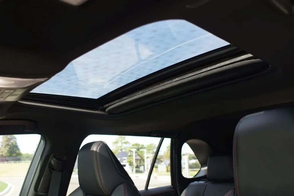 2025 Toyota RAV4 Hybrid XSE photo 1