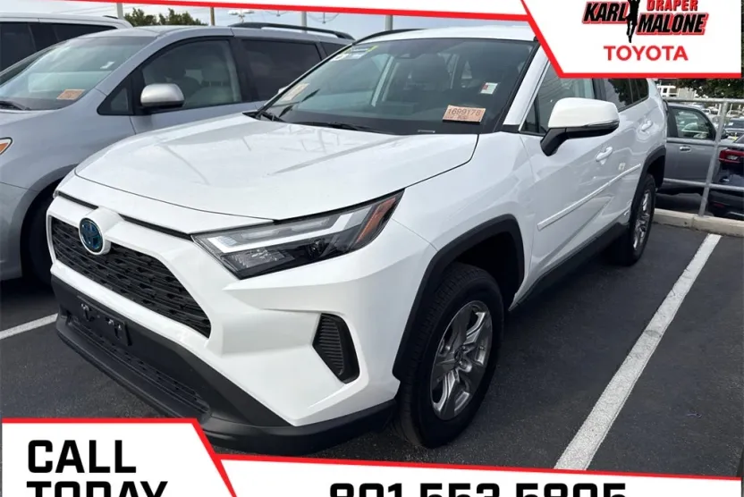 2024 Toyota RAV4 Hybrid LE photo 1