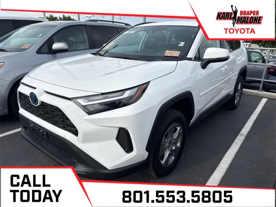 2024 Toyota RAV4 Hybrid LE photo 1