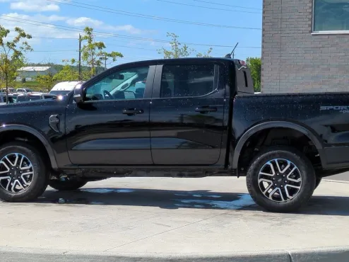 2024 Ford Ranger Lariat photo 4