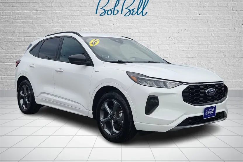 2023 Ford Escape ST-Line photo 1