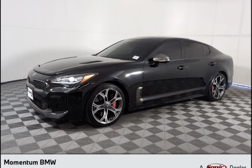 2023 Kia Stinger GT2 photo 1