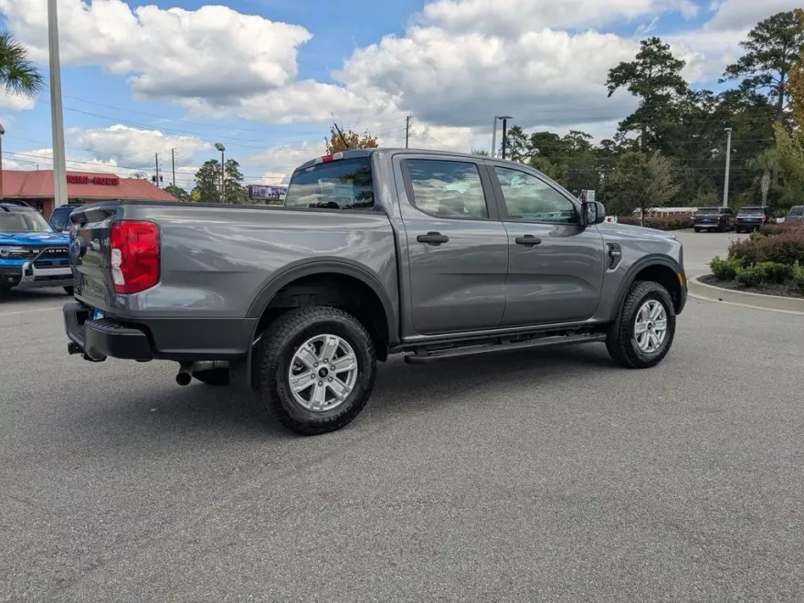 2025 Ford Ranger XL photo 1