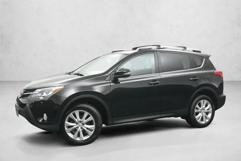 2015 Toyota RAV4 Limited photo 1