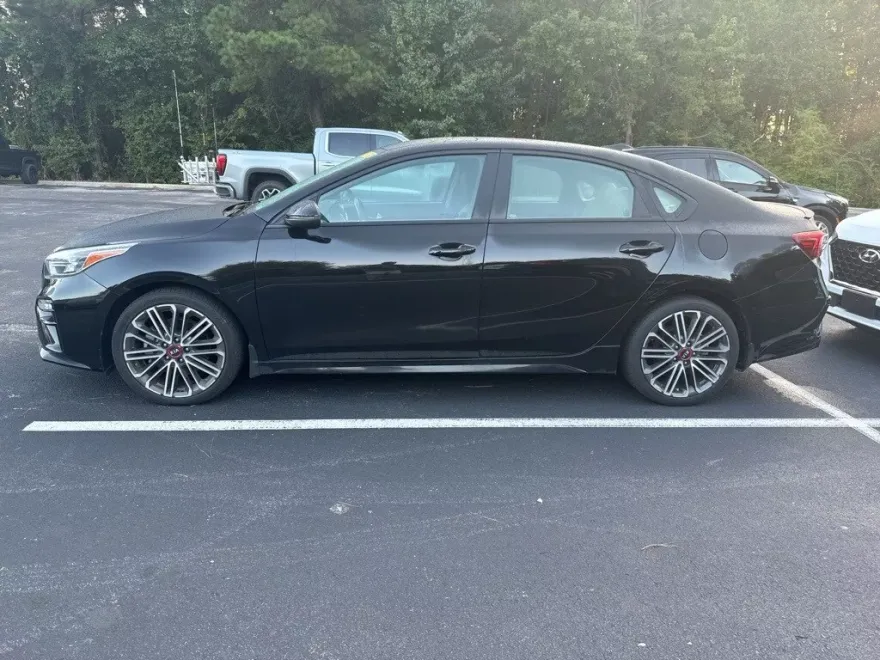 2021 Kia Forte GT photo 1