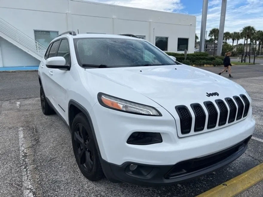 2018 Jeep Cherokee Limited photo 1
