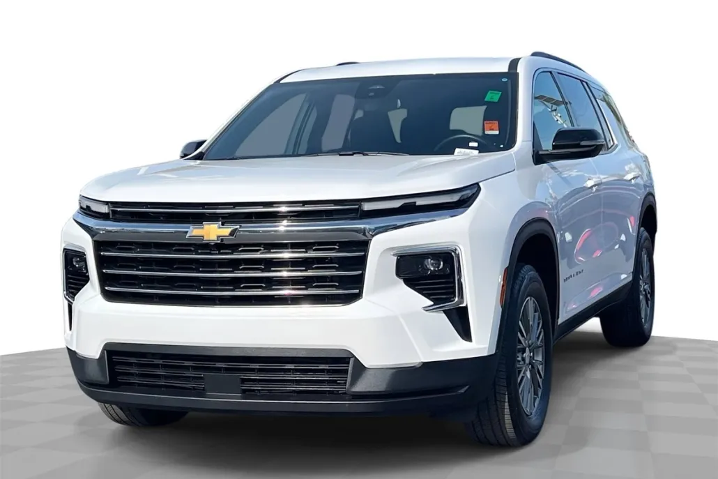 2025 Chevrolet Traverse photo 1