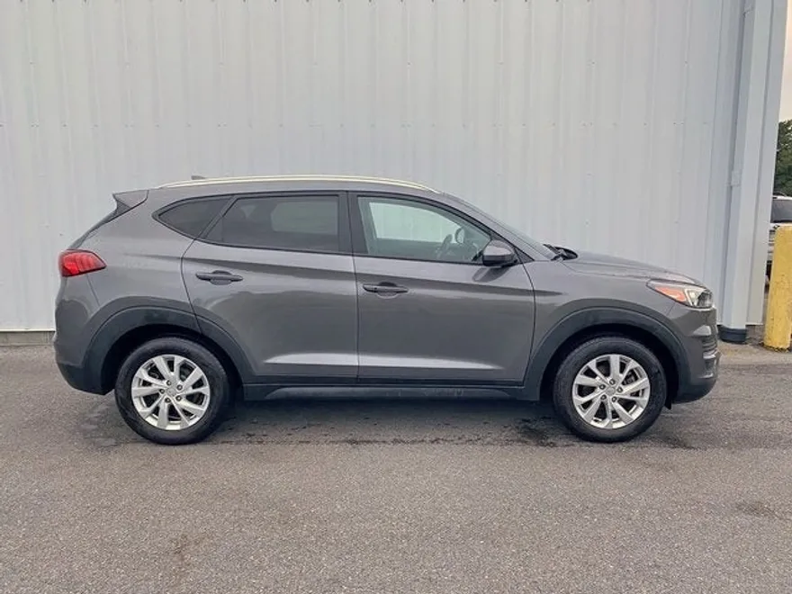 2020 Hyundai Tucson Value photo 1