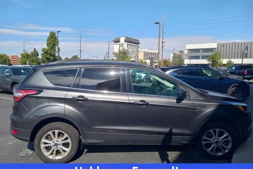 2018 Ford Escape SE photo 1