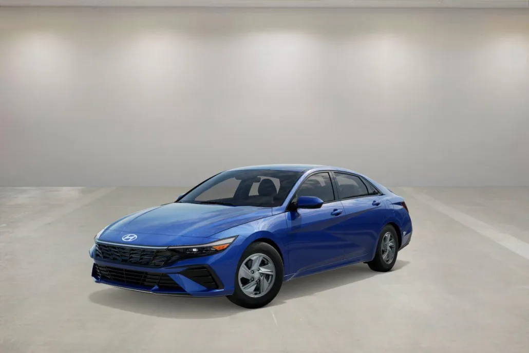 2025 Hyundai Elantra SE photo 1