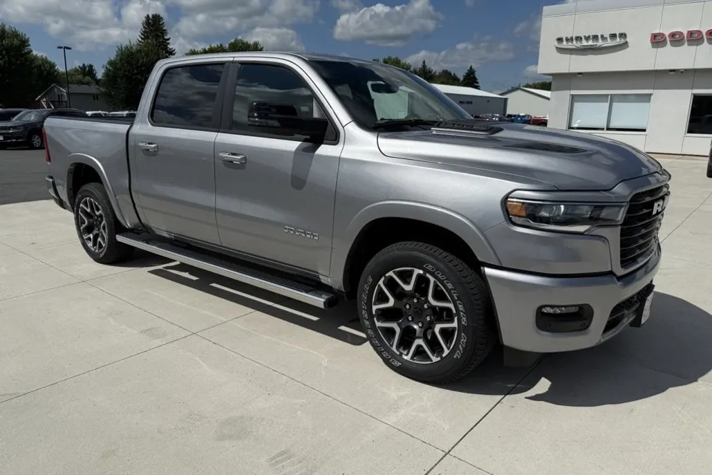 2025 Ram 1500 Laramie photo 1