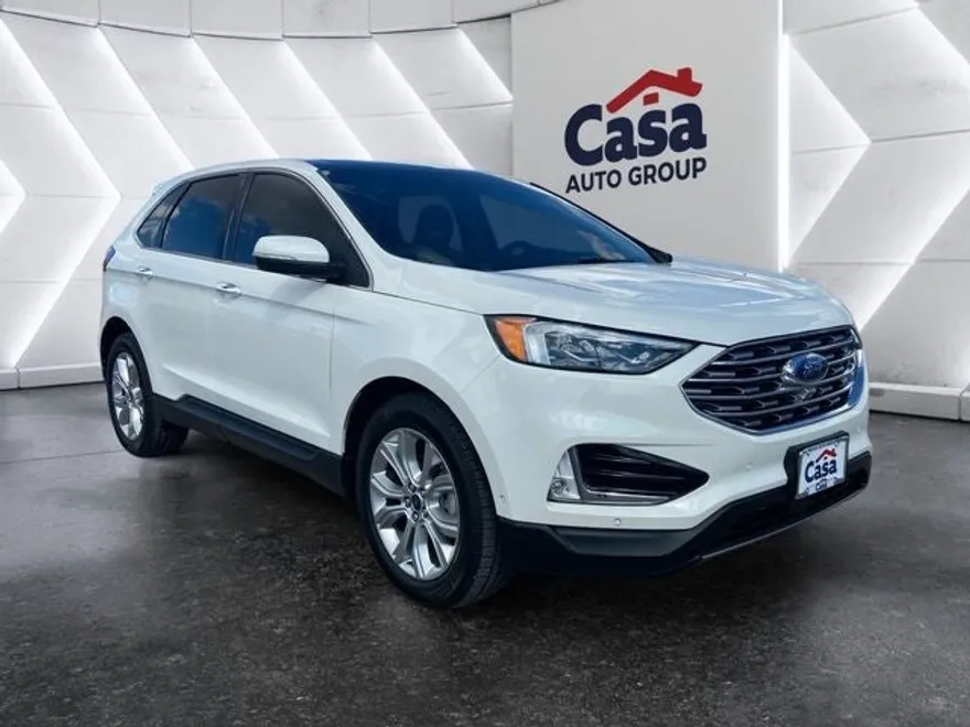 2020 Ford Edge Titanium photo 1