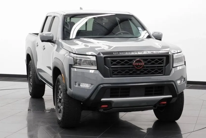 2023 Nissan Frontier PRO-4X photo 1
