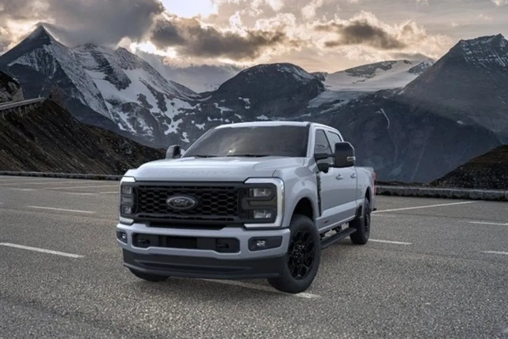 2025 Ford F-350 photo 1