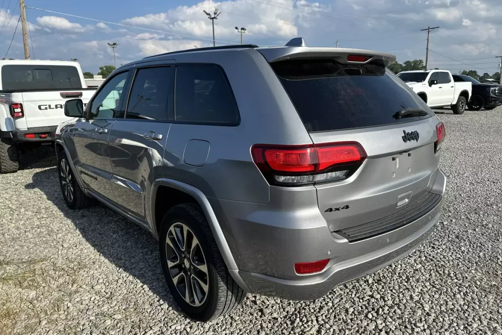 2018 Jeep Grand Cherokee Altitude photo 1
