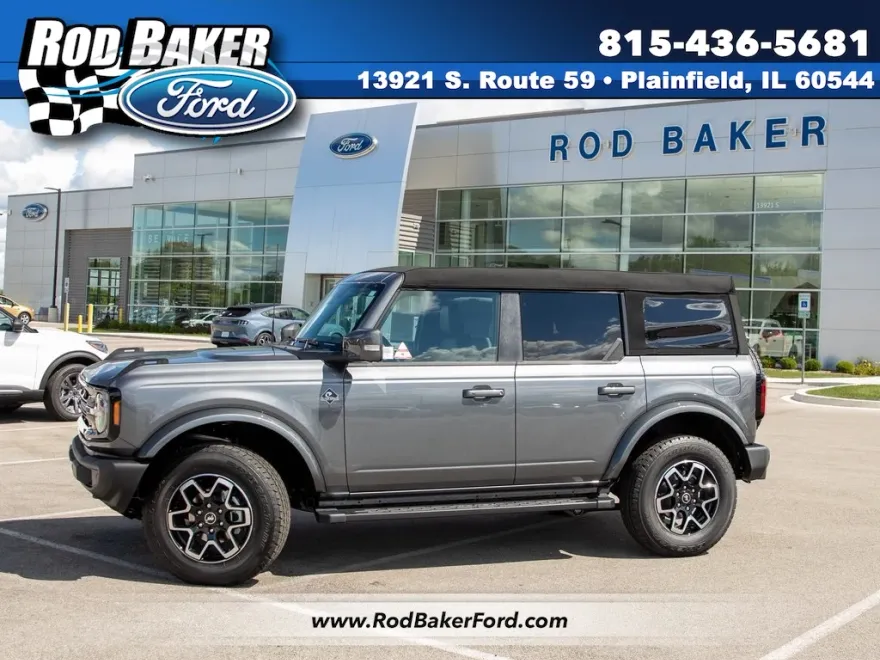 2024 Ford Bronco Outer Banks photo 1