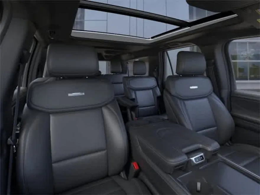 2025 Ford Expedition Platinum MAX photo 8