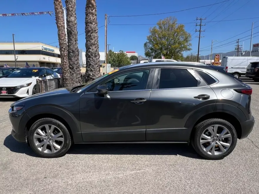 2022 Mazda CX-30 2.5 S Preferred photo 3