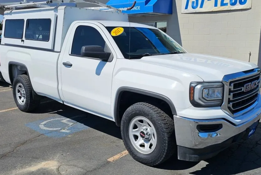 2017 Gmc Sierra 1500 Base photo 1