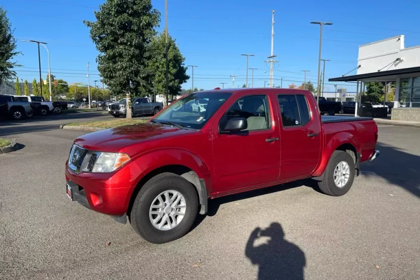 2018 Nissan Frontier SV photo 1