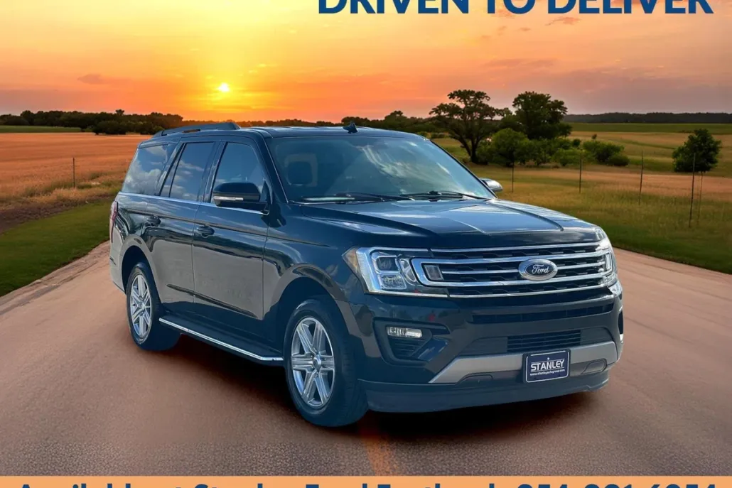 2021 Ford Expedition XLT photo 1